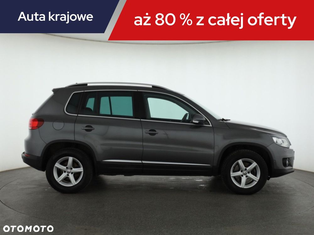 Volkswagen Tiguan - 8