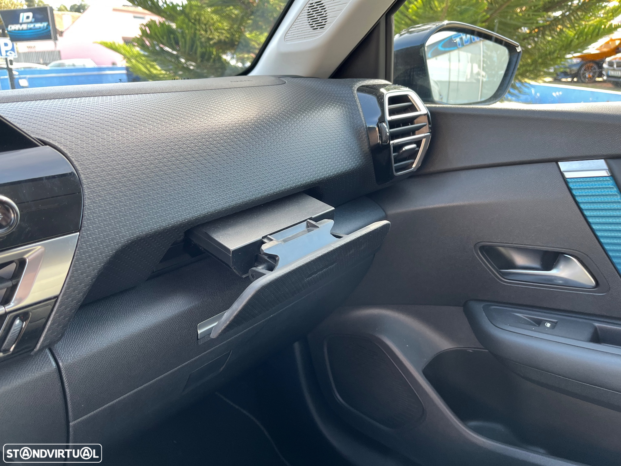 Citroën e-C4 50 kWh Shine Pack - 49