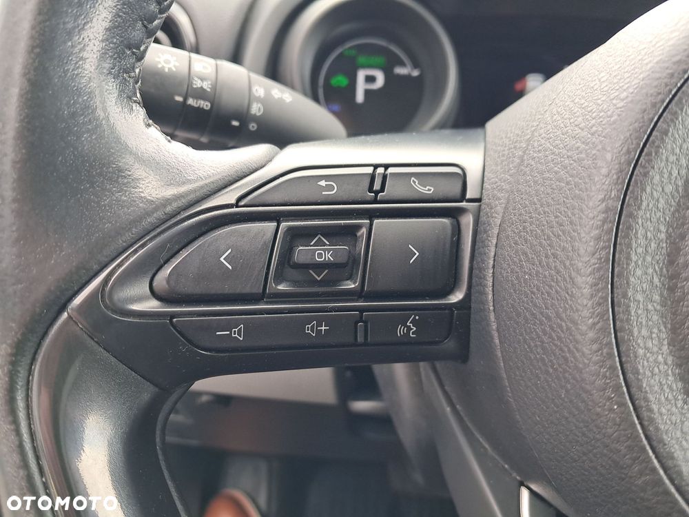 Toyota Yaris Cross Hybrid 1.5 Comfort - 16