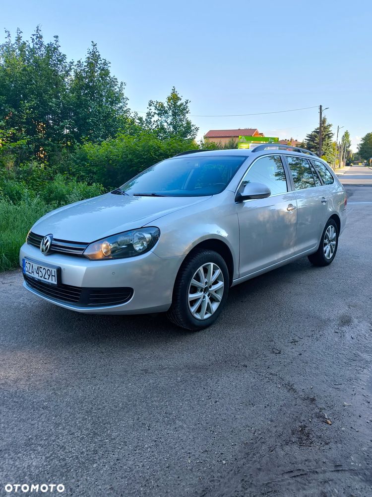 Volkswagen Golf - 1