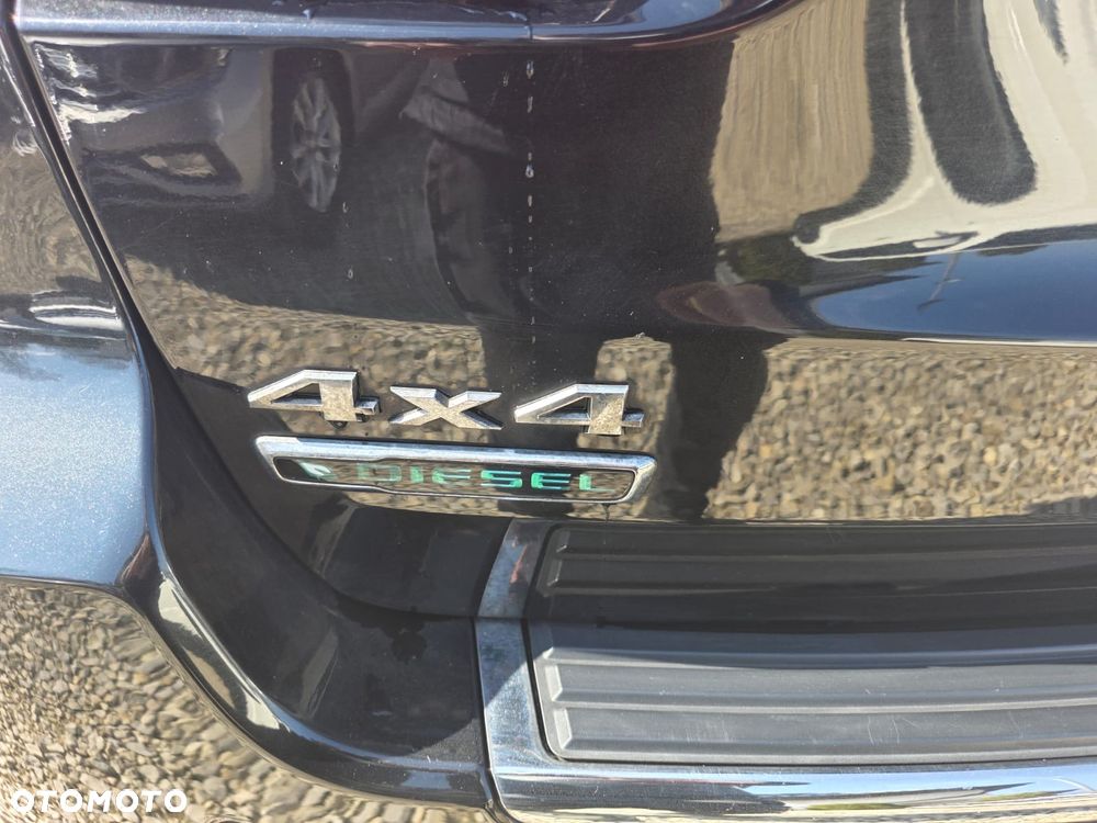 Jeep Grand Cherokee - 24