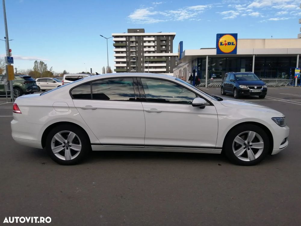 Volkswagen Passat - 10