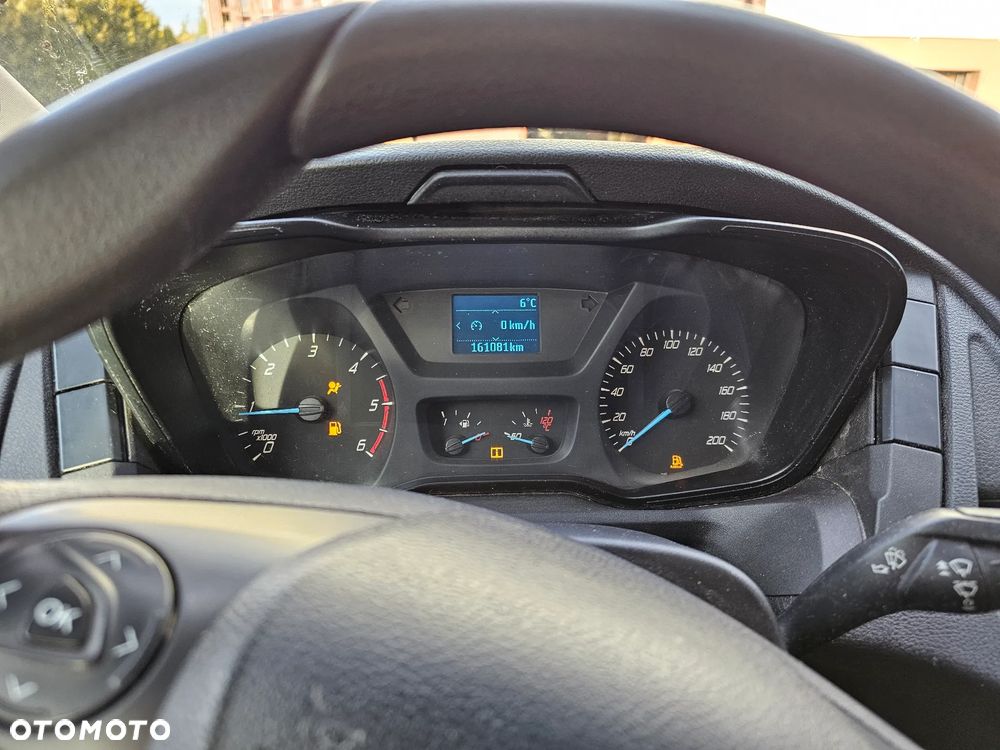 Ford Transit - 10