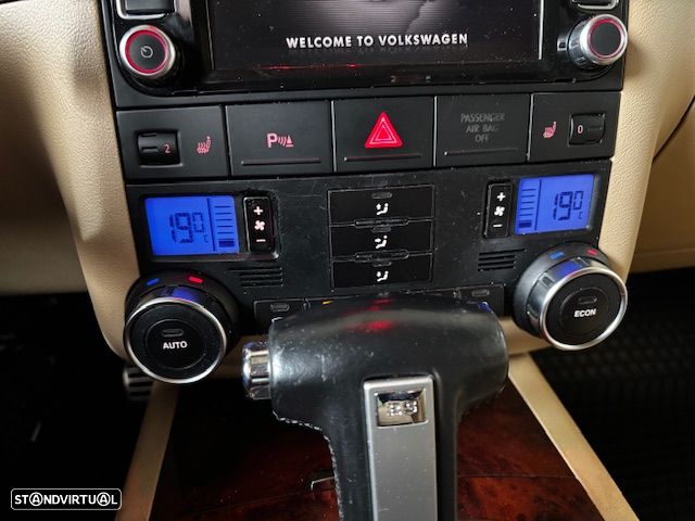 VW Touareg 2.5 TDi Tiptronic - 4