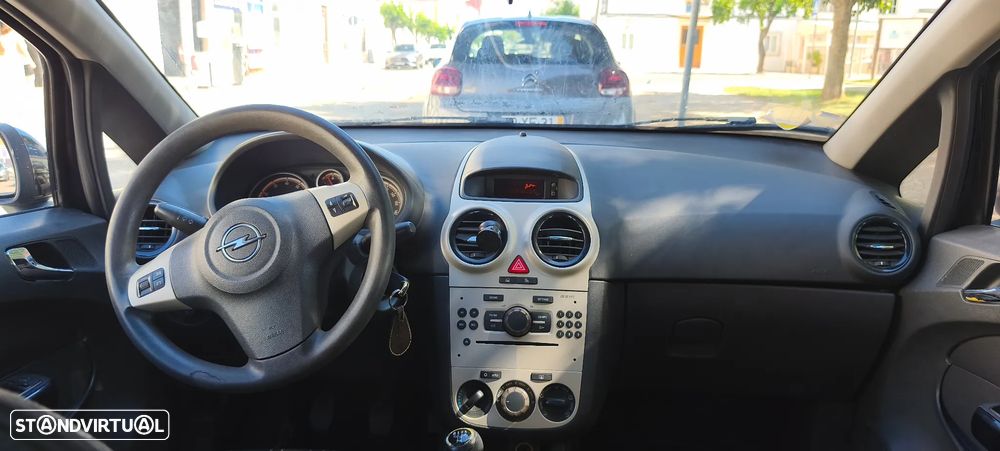 Opel Corsa 1.2 Enjoy - 3