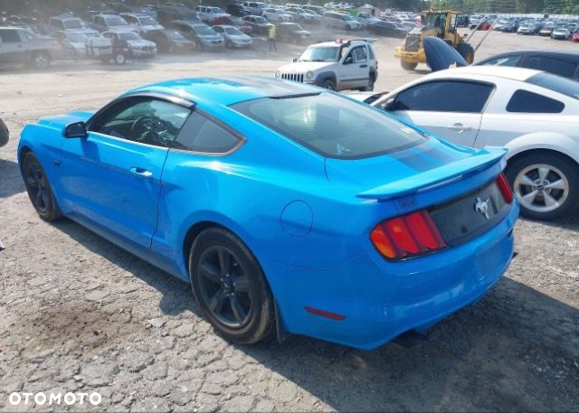 Ford Mustang - 14