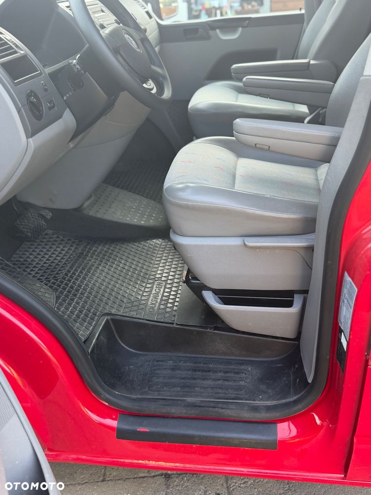 Volkswagen Transporter T5 - 11