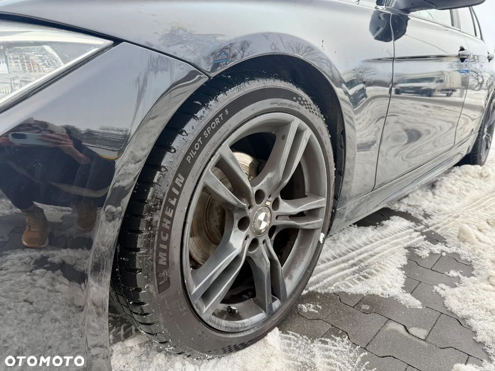 BMW Seria 3 320i Sport Line - 10