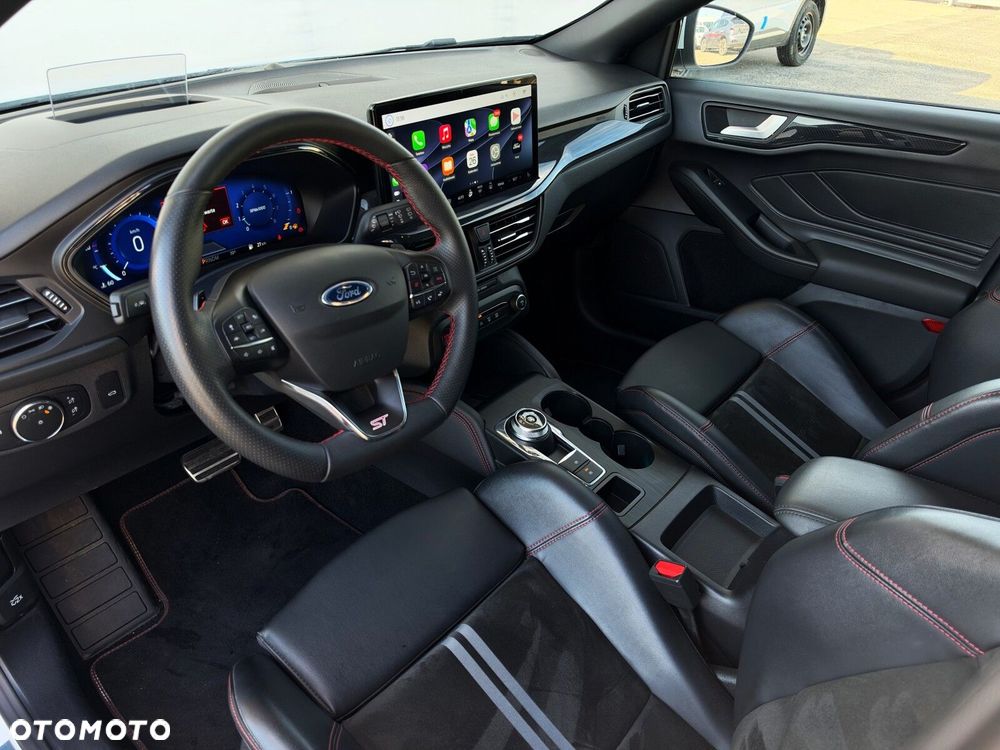 Ford Focus 2.3 EcoBoost ST X - 16