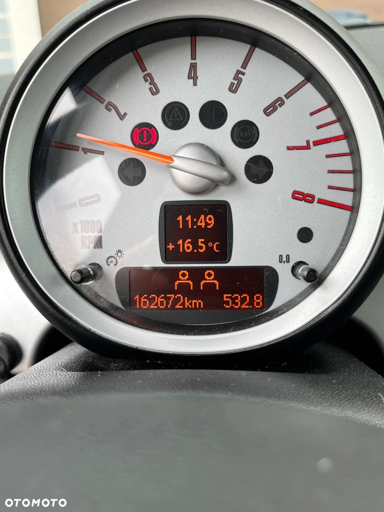 MINI Cooper Standard - 4