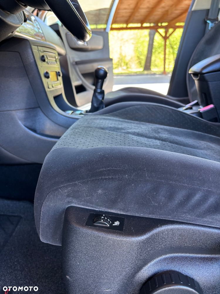 Citroën C4 1.6 16V Exclusive - 20