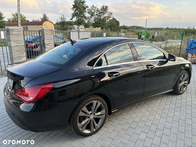 Mercedes-Benz CLA 200 - 5