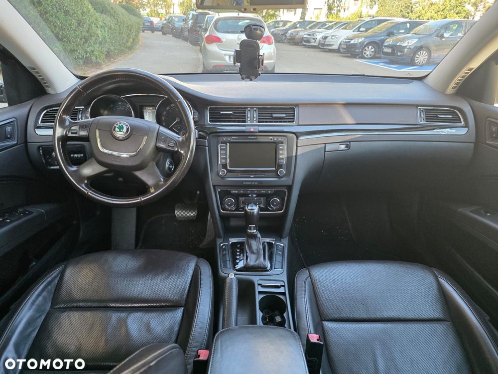Skoda Superb 2.0 TSI L&K DSG - 19