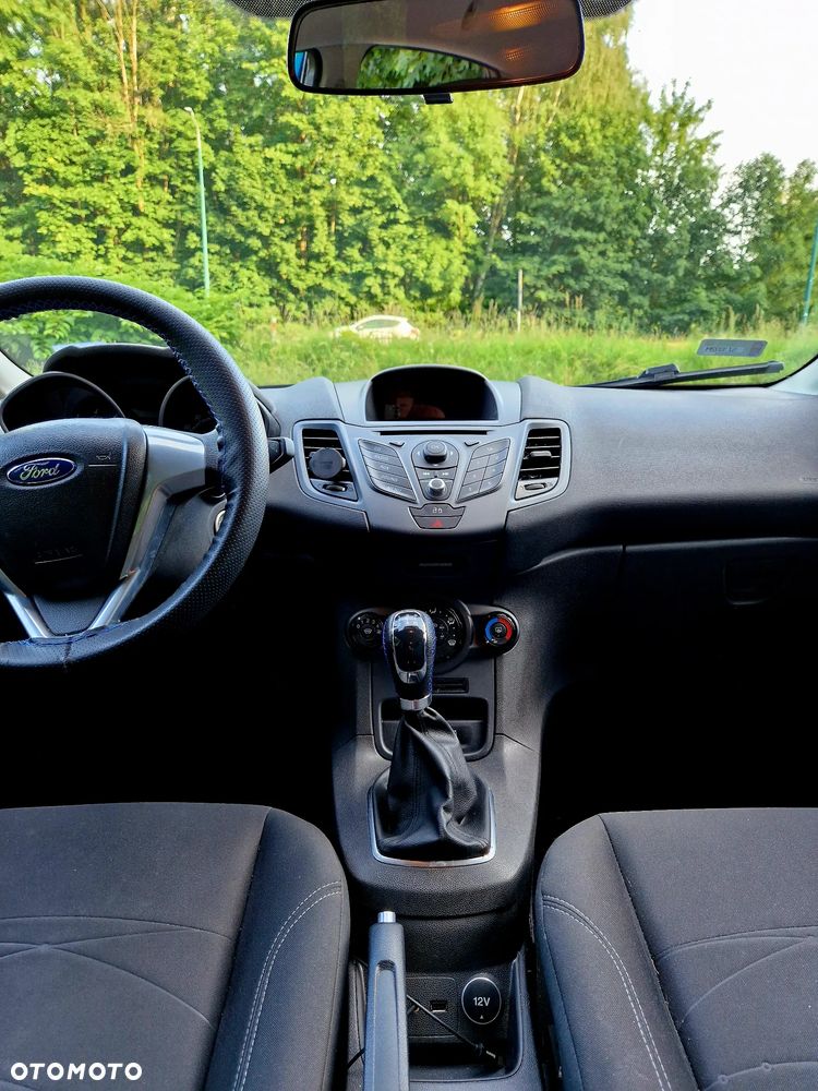 Ford Fiesta 1.25 Ambiente EU5 - 15