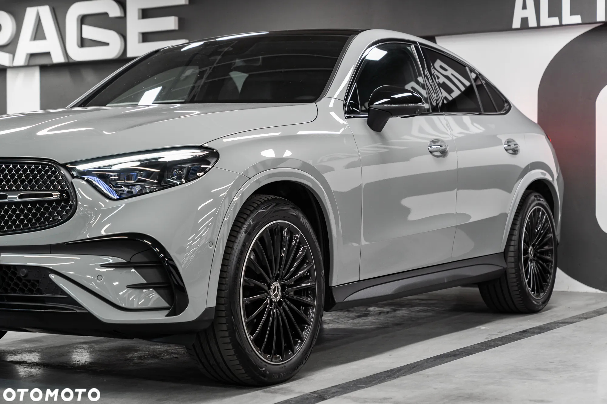 Mercedes-Benz GLC Coupe 220 d mHEV 4-Matic AMG Line - 2