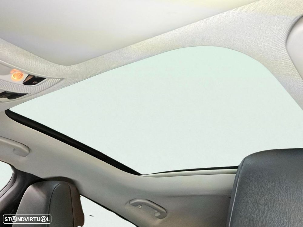 Mercedes-Benz CLA 200 d Shooting Brake AMG Line Aut. - 16