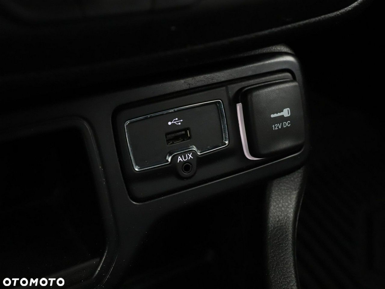 Jeep Renegade 1.0 T-GDI Limited - 28