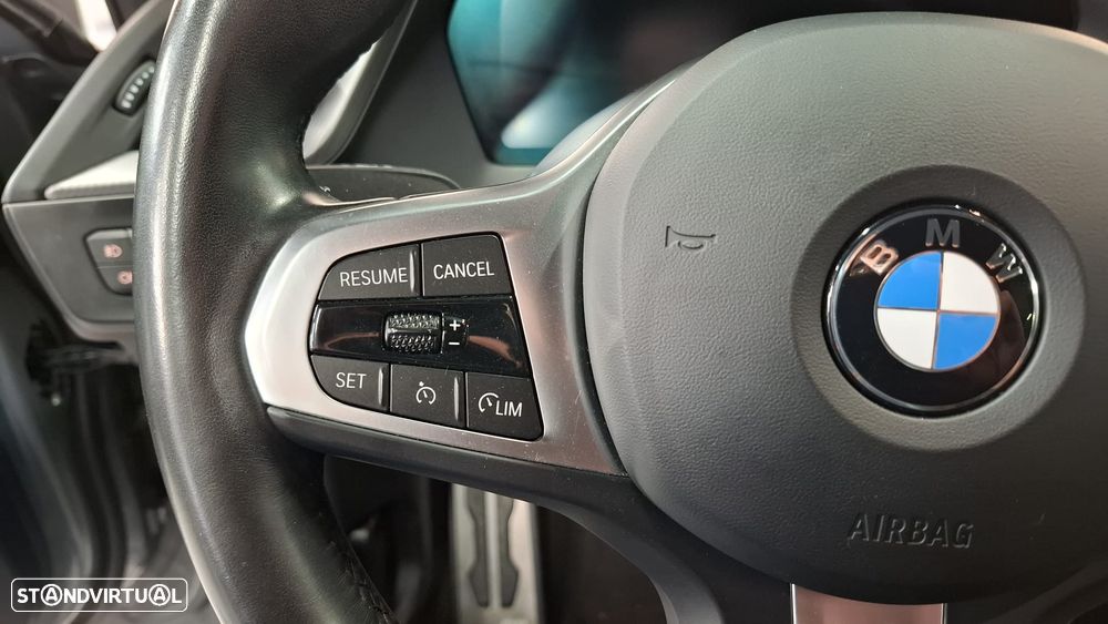 BMW 116 d Pack Desportivo M Auto - 15