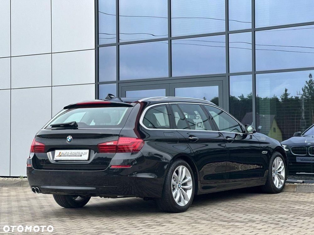 BMW Seria 5 525d xDrive - 7