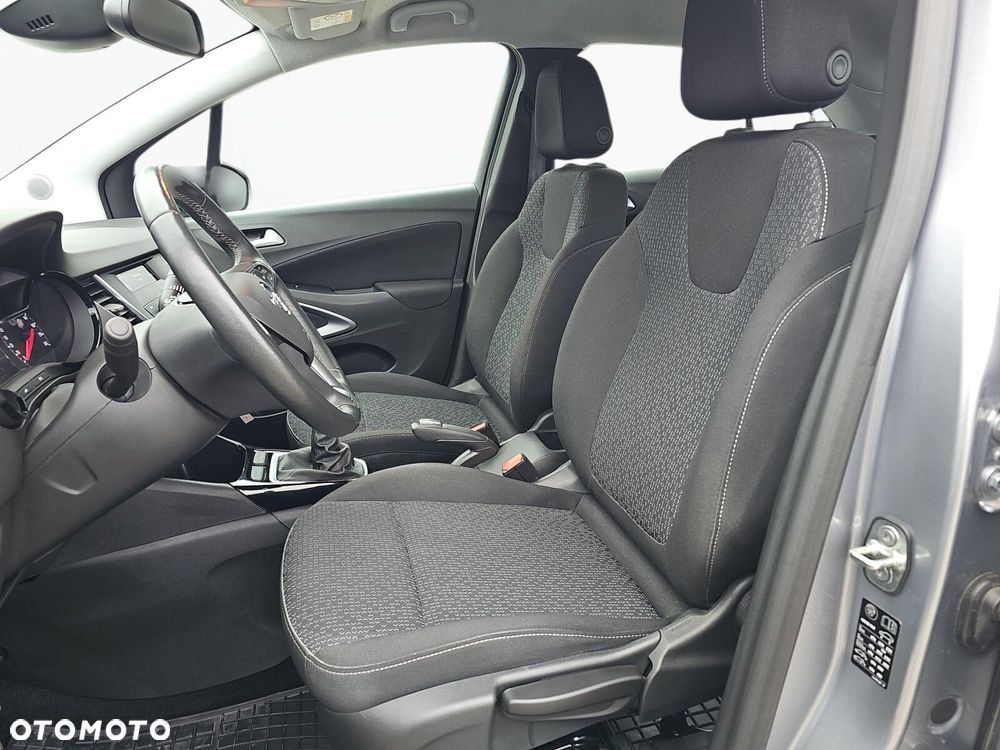 Opel Crossland - 12