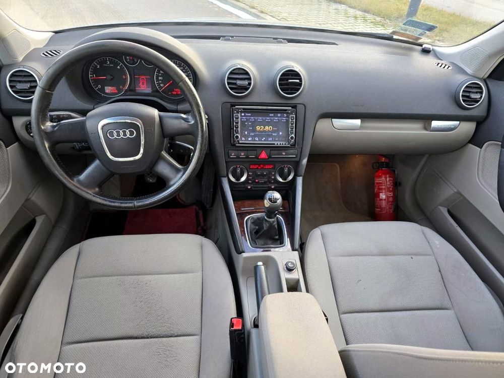 Audi A3 Sportback 2.0 TDI quattro Attraction - 17