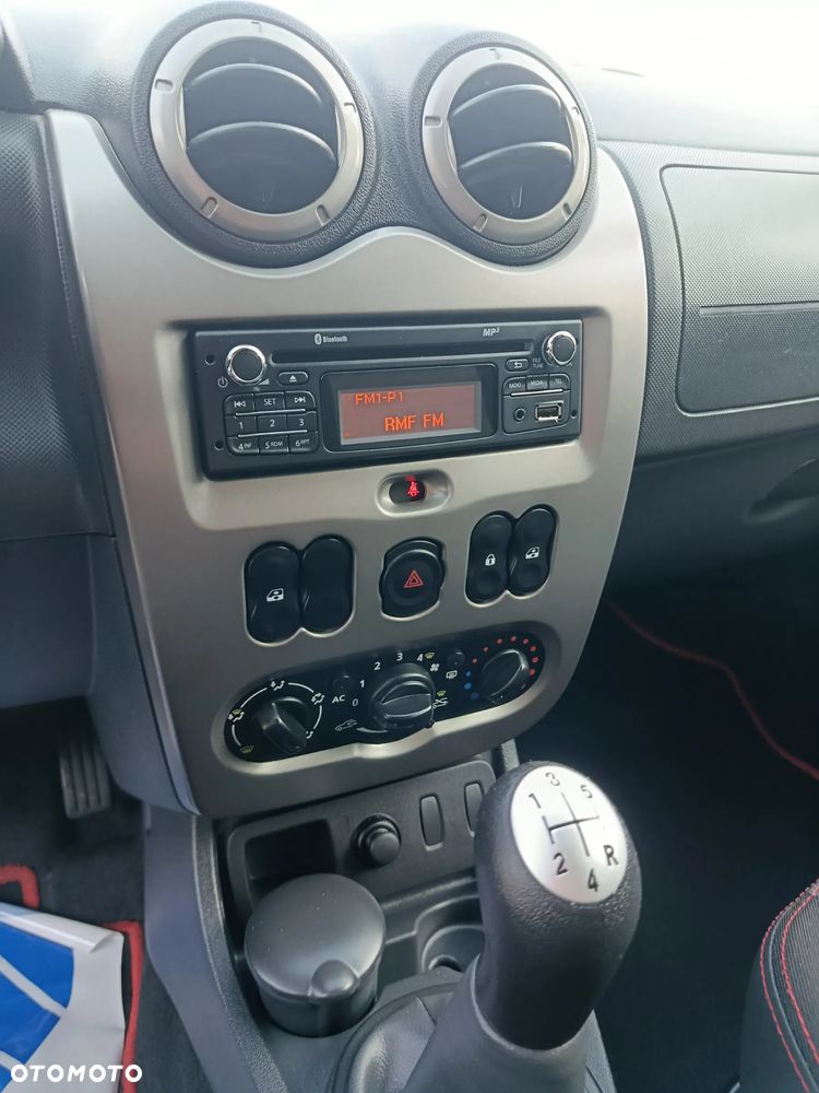 Dacia Duster 1.6 16V 4x2 Delsey - 28