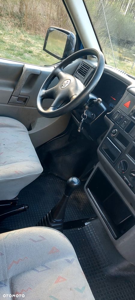 Volkswagen Transporter - 21