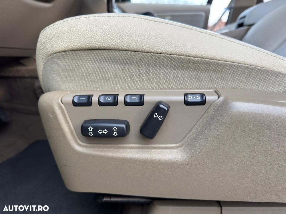 Volvo XC 90 D5 AWD Geartronic Edition Pro - 27