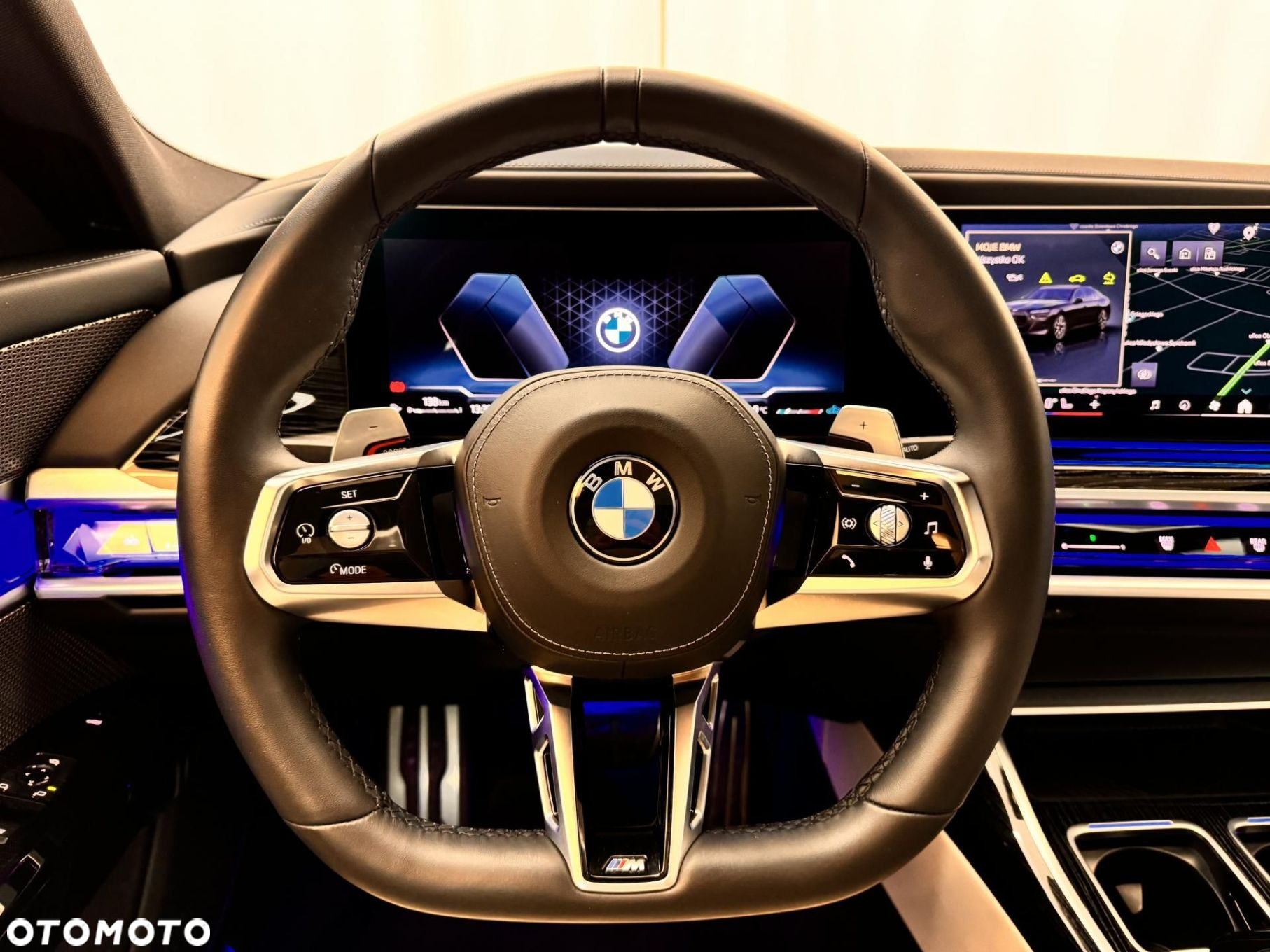 BMW Seria 7 - 35
