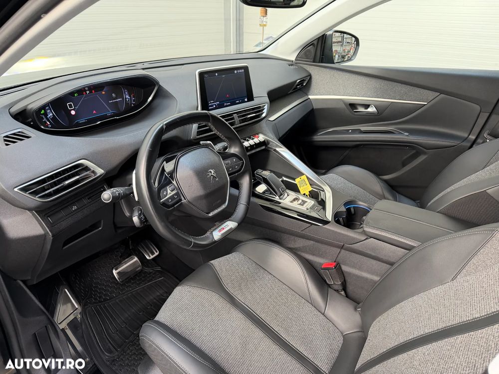 Peugeot 5008 PureTech 130 EAT8 Stop & Start GT - 14