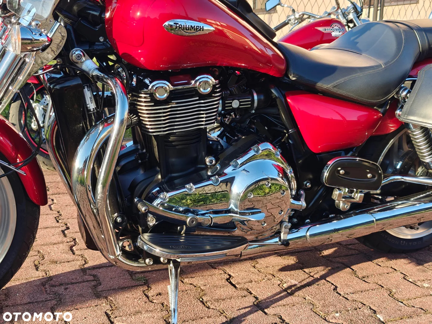 Triumph Thunderbird - 18