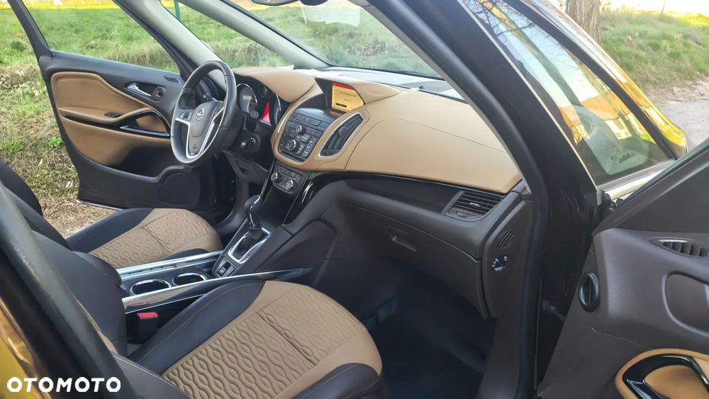Opel Zafira Tourer 1.6 ECOTEC DIT Business Edition - 20