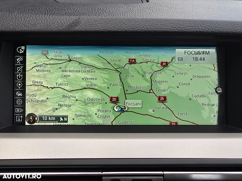 BMW Seria 5 525d xDrive Sport-Aut. Luxury Line - 14