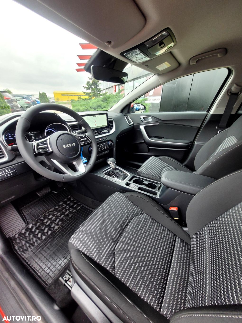 Kia XCeed - 26