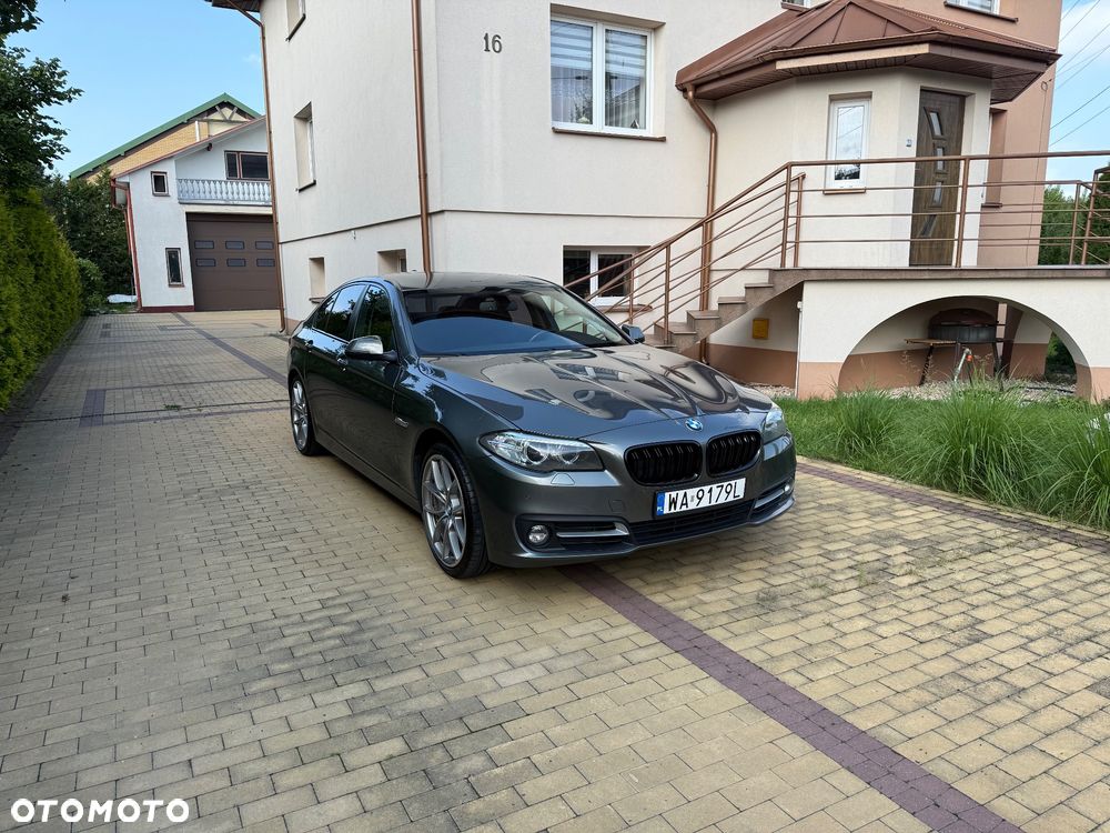 BMW Seria 5 520d xDrive - 2
