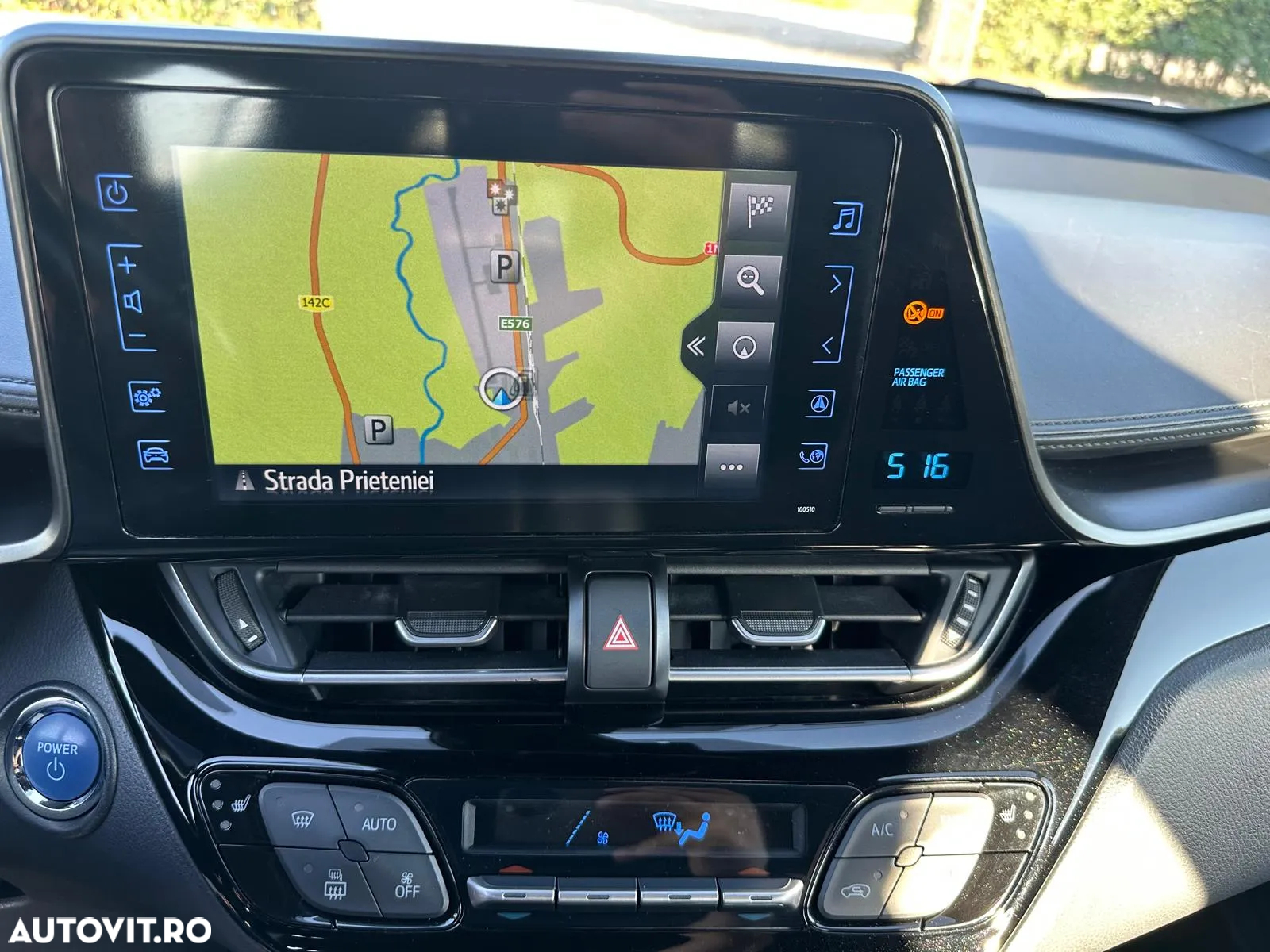 Toyota C-HR - 5