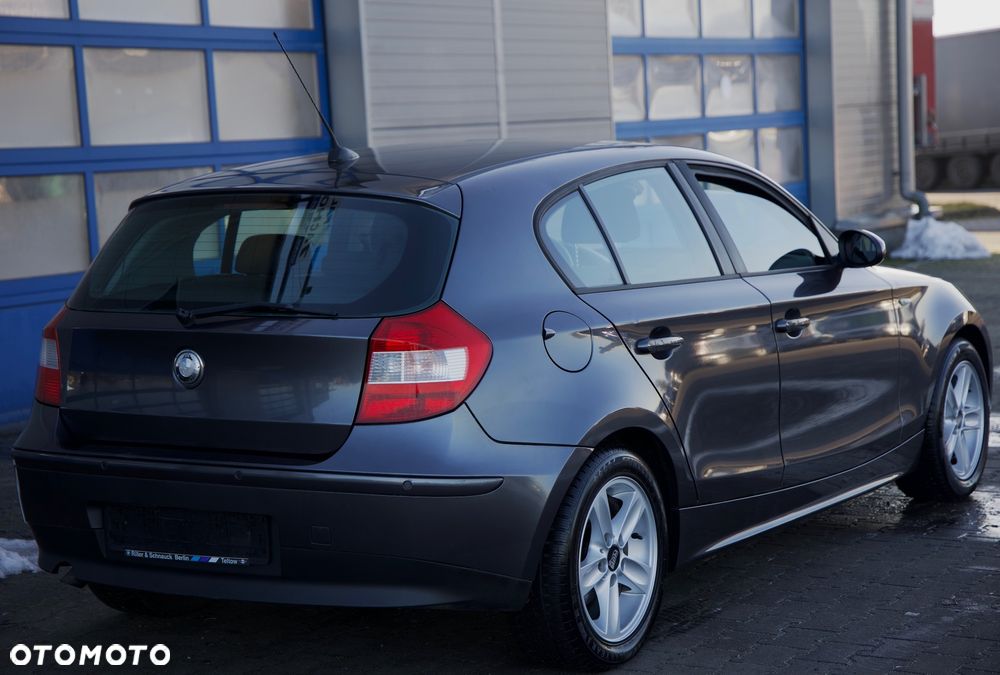 BMW Seria 1 - 17