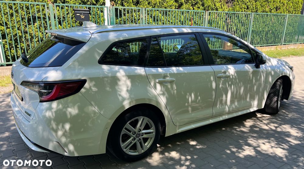 Toyota Corolla 1.8 Hybrid GPF Comfort - 4