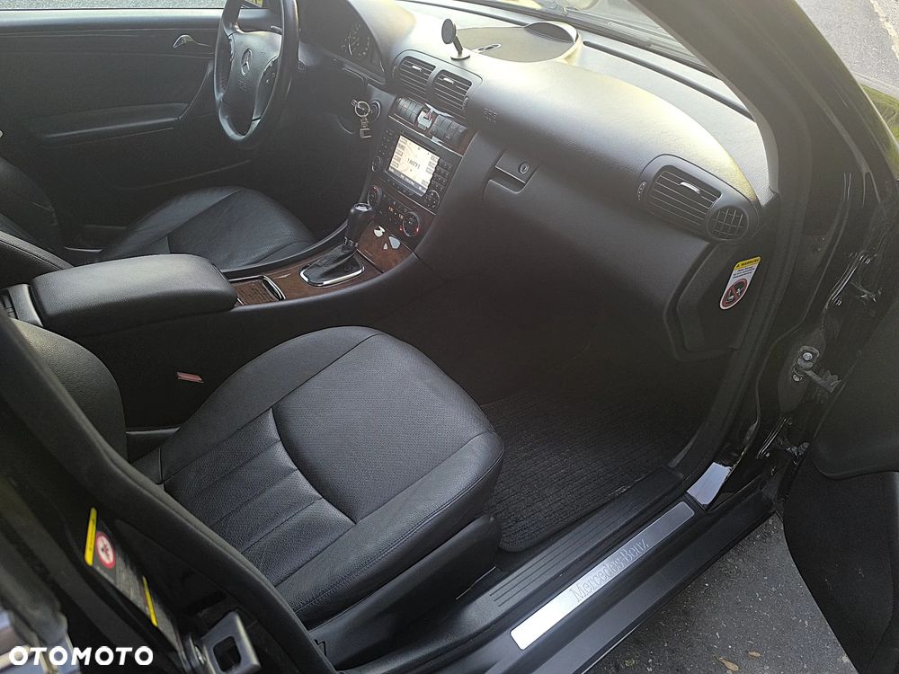 Mercedes-Benz Klasa C 350 T Elegance 4-Matic - 12