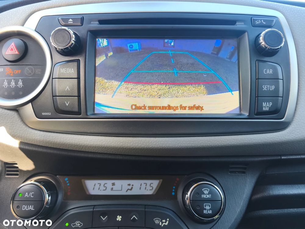 Toyota Yaris 1.5 VVT-i Comfort - 15