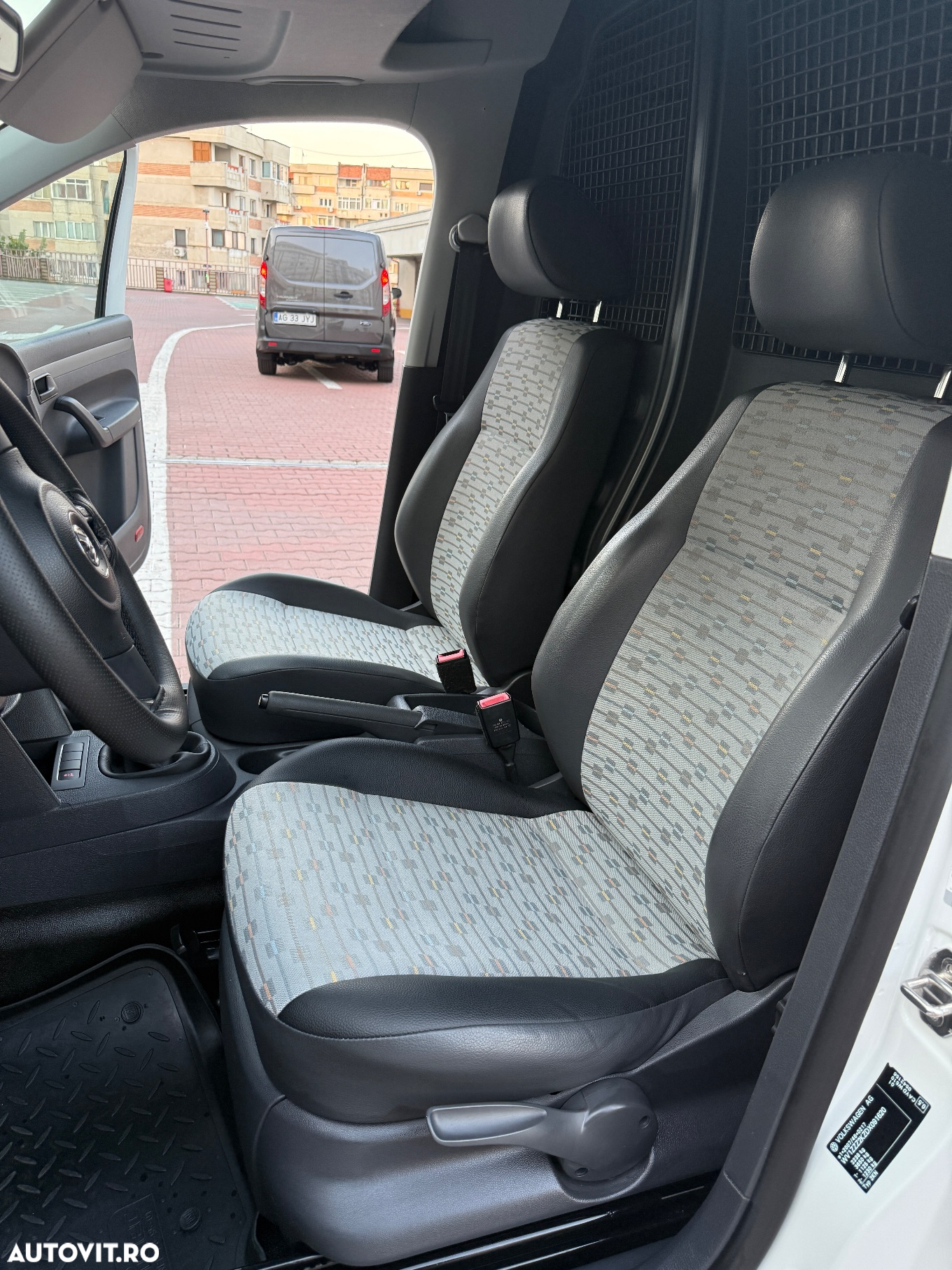 Volkswagen Caddy 1.6 TDI (7-Si.) BMT Maxi Startline - 17