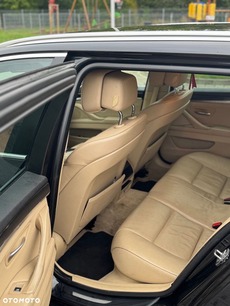 BMW Seria 5 - 12