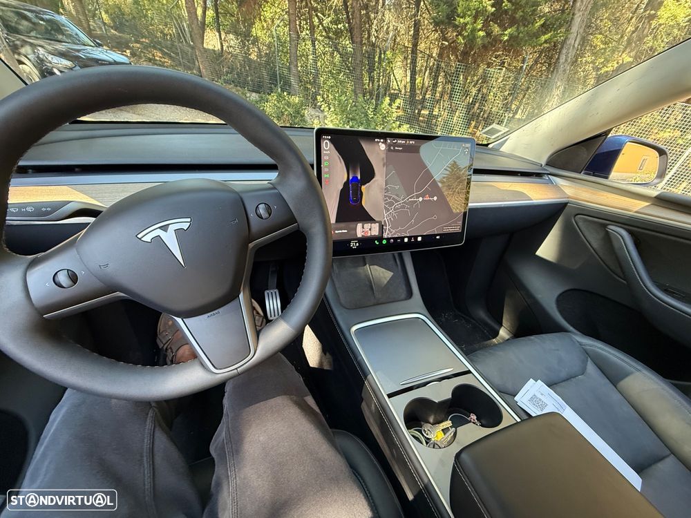 Tesla Model Y Performance Tração Integral - 19