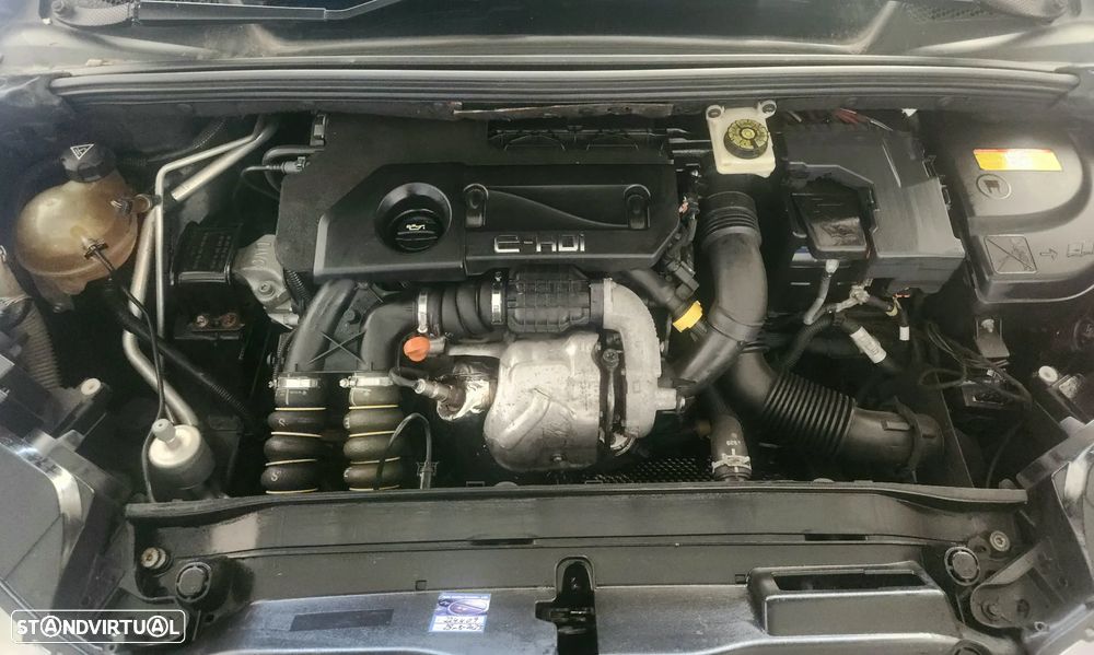 Citroën DS4 1.6 e-HDi So Chic - 18