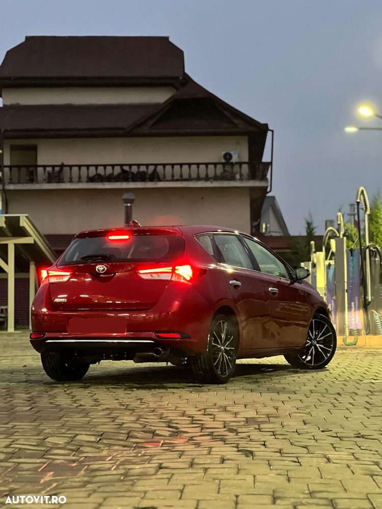 Toyota Auris 1.2 Turbo Executive - 16