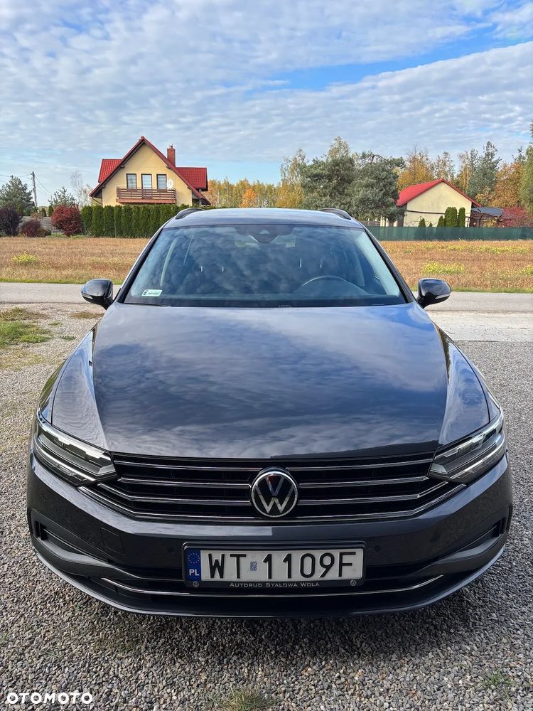 Volkswagen Passat - 4