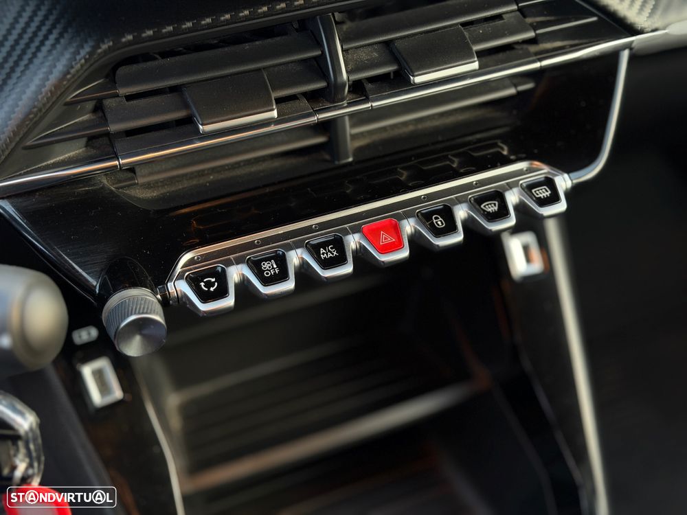 Peugeot 2008 BlueHDi 110 Active Pack - 25