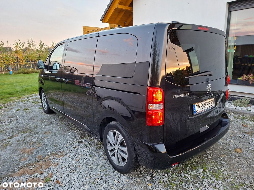 Peugeot Traveller - 4