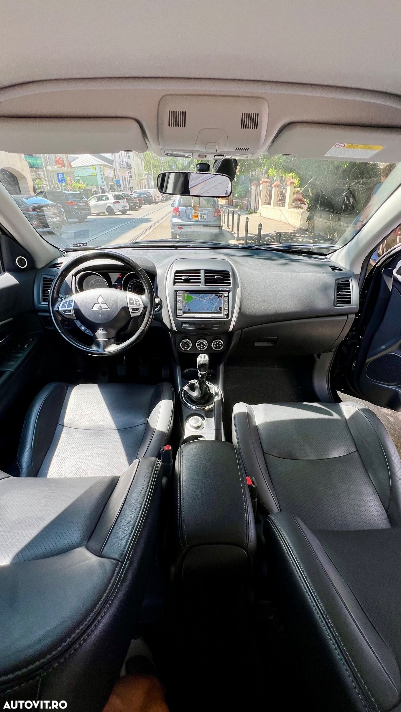 Mitsubishi ASX 1.8 DID 4WD Instyle U06 - 13