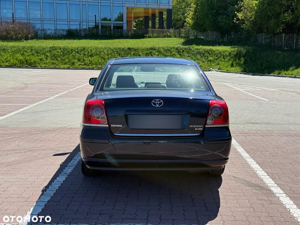 Toyota Avensis 2.0 D-4D Sol - 6